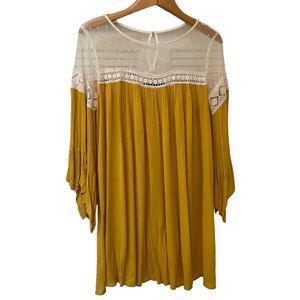 Blu Heaven Yellow Tunic, Lace Yoke, Bell Sleeves, Bust:  44”